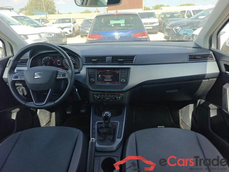 SEAT Arona / 2017 / 5P / todoterreno 1.0 TSI 70kW (95CV) Style Edition Eco (CX) #3