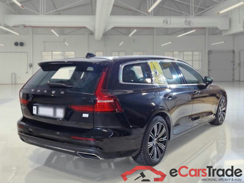 VOLVO V60 / 2019 / 5P / STATION WAGON T6 PLUG-IN AWD GEARTR.RECH.INSCRIPTION #2