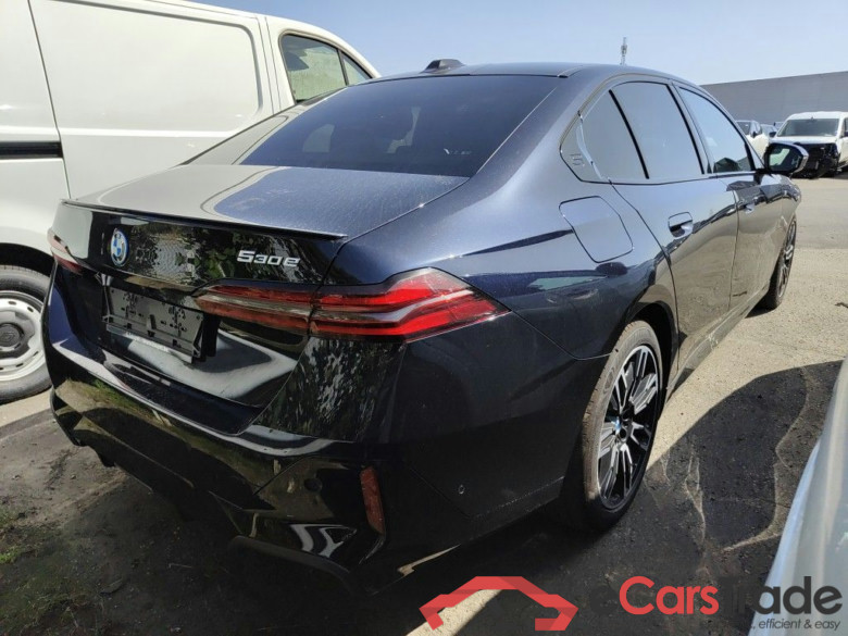 BMW 5 Reeks Berline 530e 200kW 4d !!Damaged car!! #2