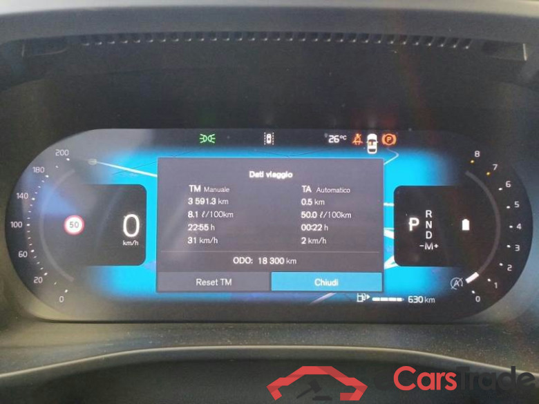 VOLVO XC40 / 2021 / 5P / SUV B3 AUTOMATICO CORE #4