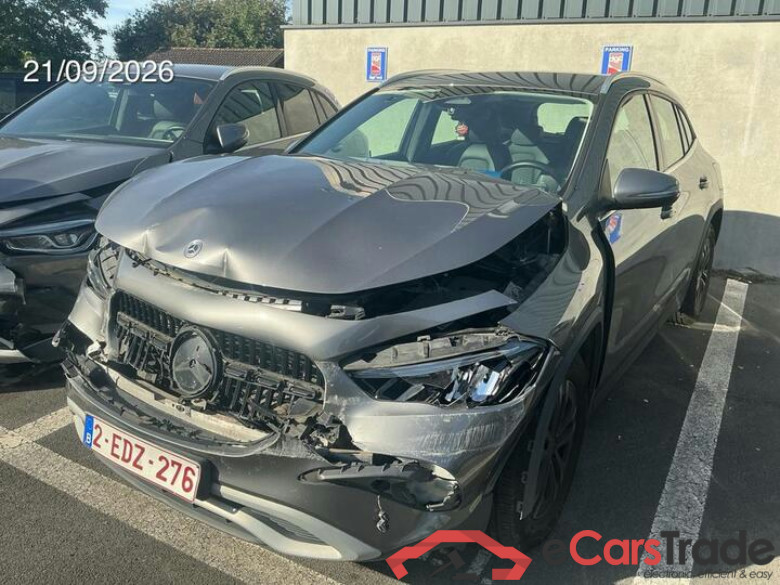 Mercedes GLA GLA 180 d Essential Line 85kW/116pk  5D/P Auto-8 #1