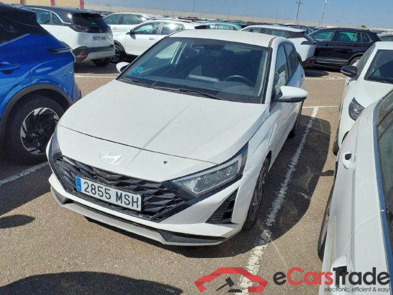 HYUNDAI i20 / 2023 / 5P / berlina con portón 1.0 TGDI Klass #1