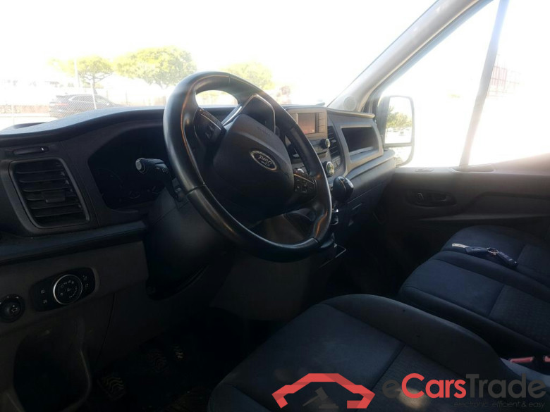 FORD Transit / 2013 / 4P / furgón 350 96kW L3H2 Van Trend FWD MHEV #3