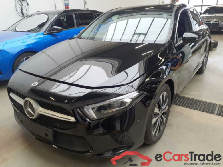 Mercedes-Benz A 200d 