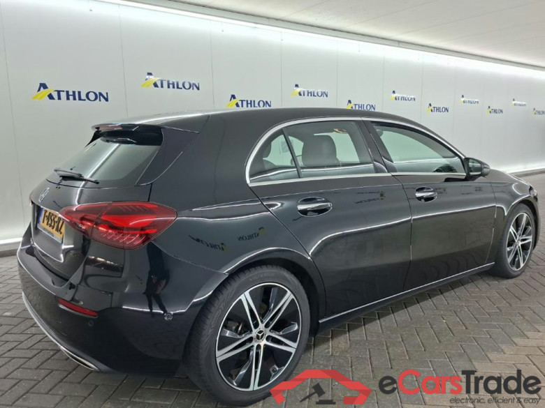 MERCEDES-BENZ A-klasse A 180 DCT Luxury Line 5D 100kW #3