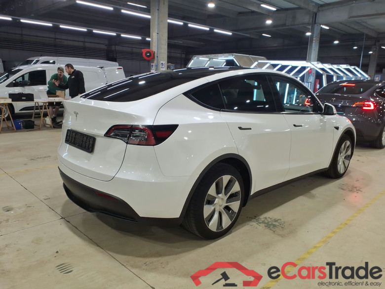 TESLA MODEL Y BEV AUTO RWD #4