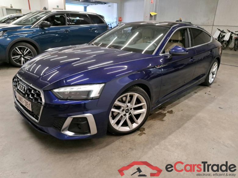 AUDI - AUD A5 SB 30 TDI 136PK S-Tronic 136PK Business Edition S Line Pack Platinum With Heated Sport Seats & Matric LED & Pano Roof & Trailer Towing Hook &  Parking Assistance #1