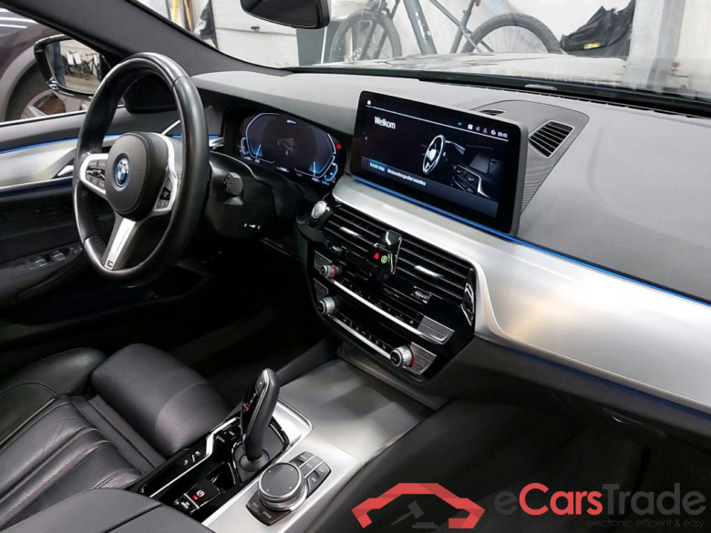 BMW - BMW 5 TOURING 530e Auto 292PK Business Edition With Dakota Mem Comfort Seats & Adaptive Suspension & Comfort Pack Plus & Parking Assistance & Trailer Hook * HYBRID * #3