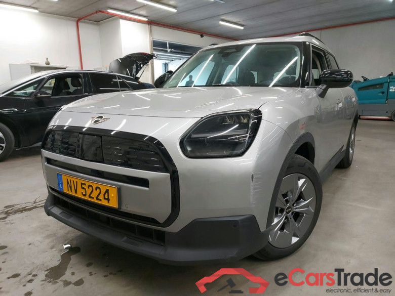MINI - MIN COUNTRYMAN E 204PK With Climatic & Navigation & Cruise Control & Park Sensors Front & Rear  * ELECTRIC * #1