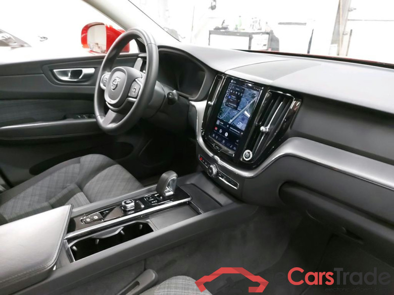 VOLVO - VOL XC60 T6 PHEV 350PK 4x4 Core With Climatic & Navigation & Heated Seats & Pano Roof & Park Sensors Front & Rear   * HYBRID * #3
