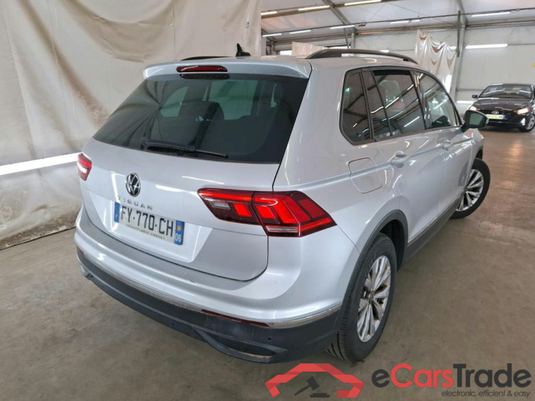 VOLKSWAGEN Tiguan / 2020 / 5P / SUV 1.5 TSI 150 DSG7 Life Busines #5
