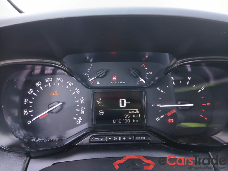 CITROEN C3 Aircross / 2021 / 5P / todoterreno PureTech 81kW (110CV) S&S Feel #4