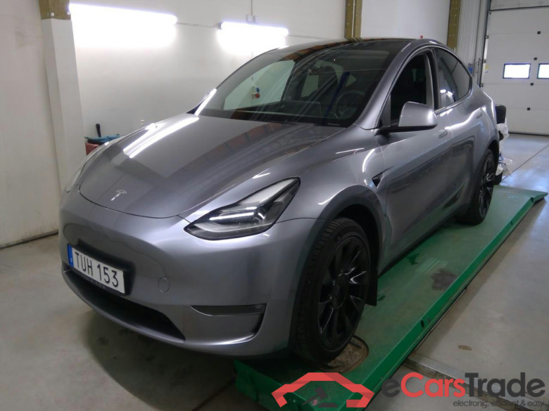 Model Y Long-Range AWD #1