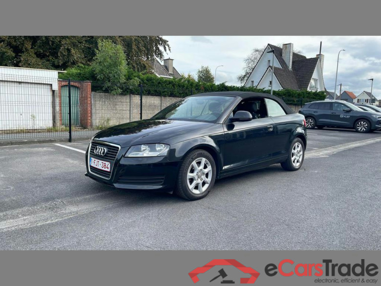 AUDI A3 Cabriolet 1.6 TDi Attraction Start/Stop DPF