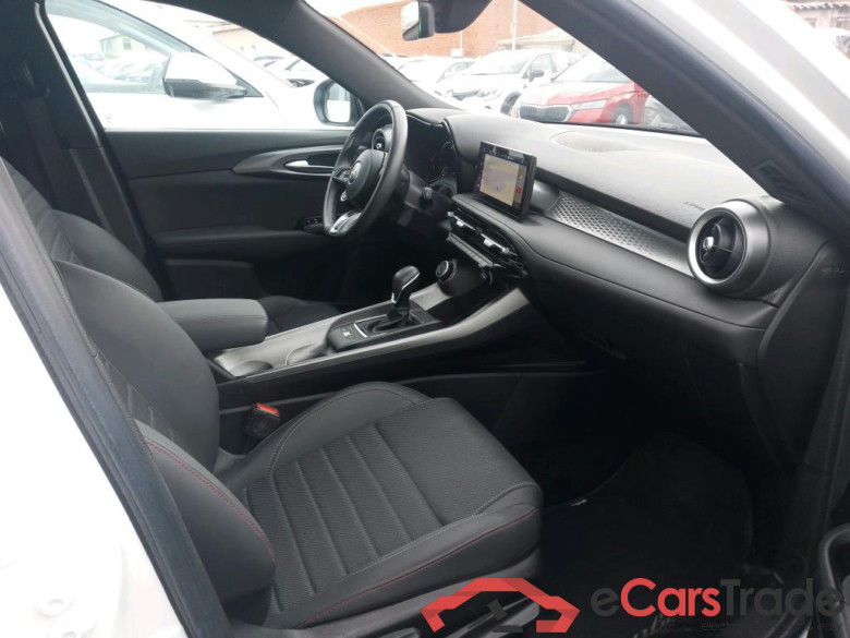 Alfa Romeo Tonale / 2022 / 5P / todoterreno 1.5 MHEV GASOLINA 130 CV SPRINT FWD #6