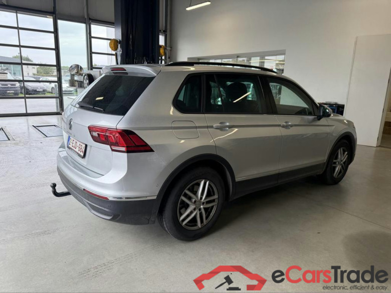VOLKSWAGEN Tiguan 1.5 TSI Life OPF DSG #3