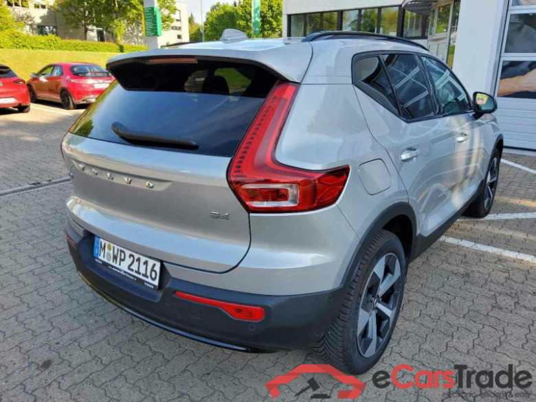 Volvo XC40 (2017->) DE - SUV5 B4 2WD EU6d, Plus Dark, (Facelift) 2022 - 2024 #3