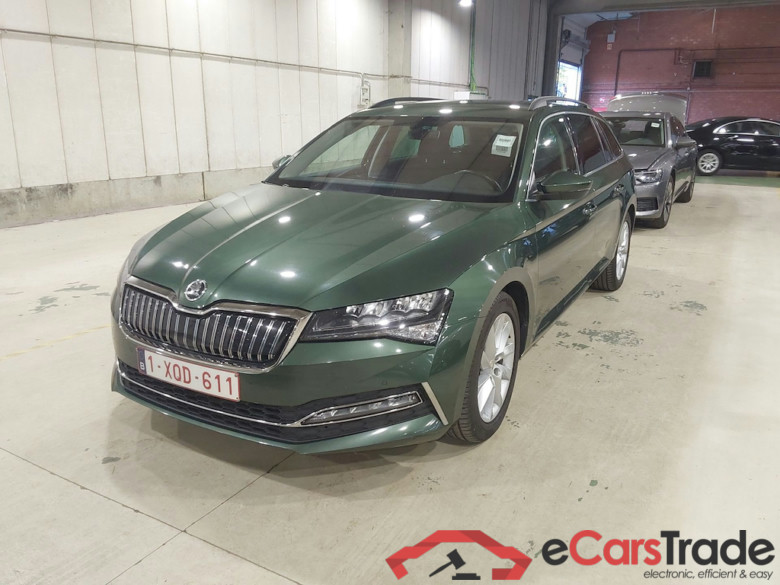 SKODA SUPERB COMBI - 2019 1.4 TSI PHEV Ambition DSG #1