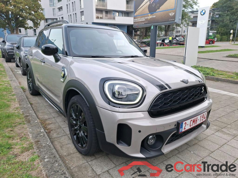 MINI COUNTRYMAN 1.5 COOPER S E 4WD AUTO #2