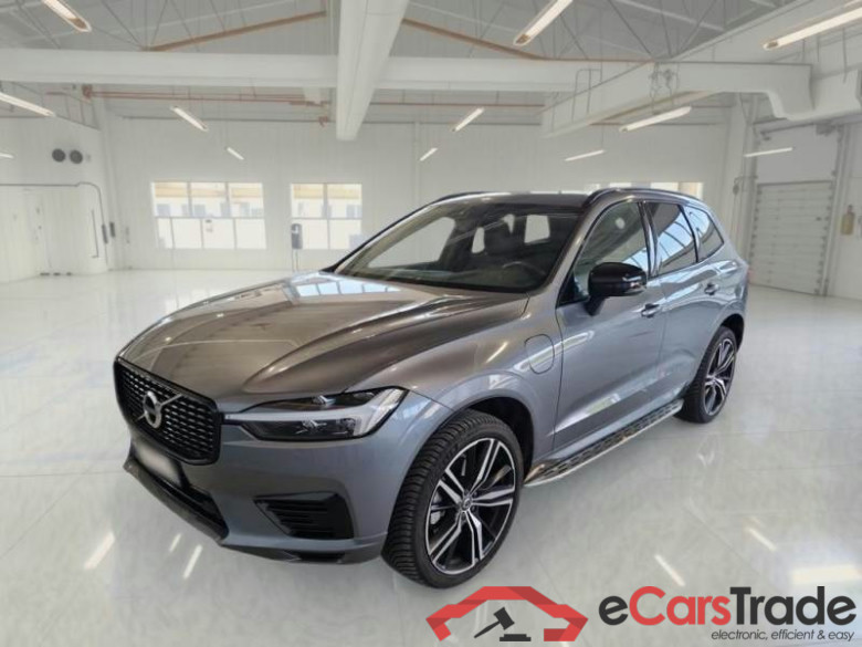 VOLVO XC60 / 2017 / 5P / SUV T6 PLUG-IN AWD AUTO RECHARGE R-DESIGN