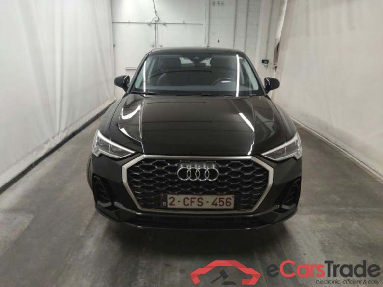 Audi Q3 Sportback 45 TFSI e S tronic 5d #5