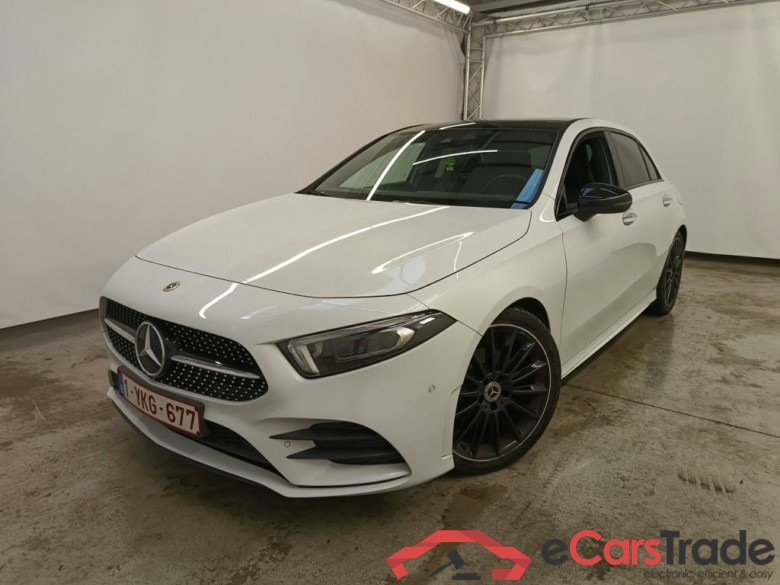 Mercedes-Benz A-Klasse A 180 Aut. 5d #1