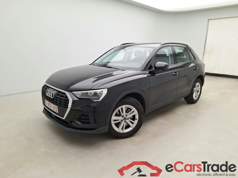 Audi, Q3 '18 PHEV, Audi Q3 45 TFSI e S tronic 5d #2