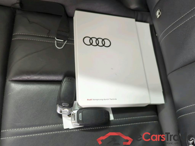 AUDI Q4 e-tron 150 kW #5