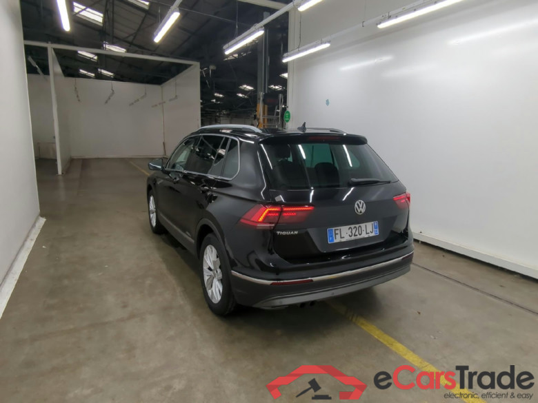VOLKSWAGEN Tiguan / 2016 / 5P / SUV 2.0 TDI 150 DSG7 Carat #3