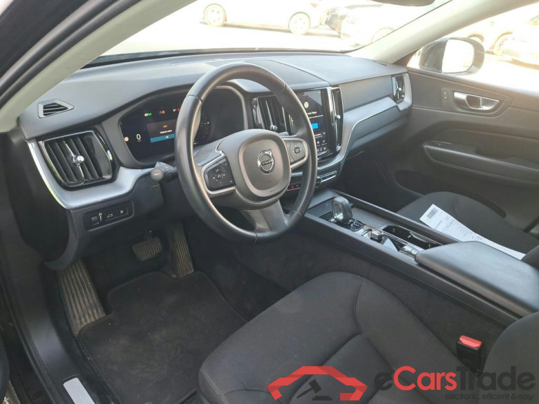 VOLVO XC60 / 2017 / 5P / todoterreno 2.0 T6 AWD Recharge Inscription Exp Auto #3