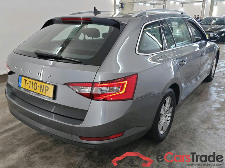 Škoda Superb Combi 1.5 TSI ACT DSG Business Edition 5d #2