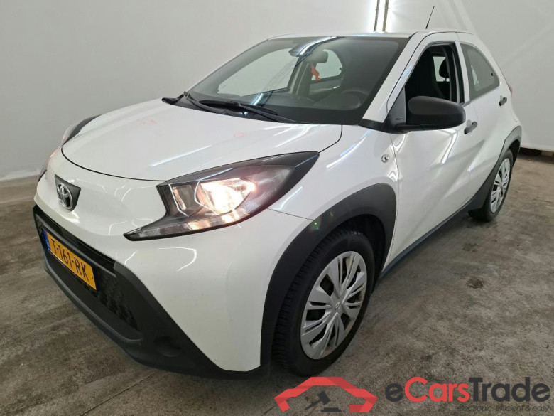 Toyota AYGO X 1.0 VVT-i MT 5d #1