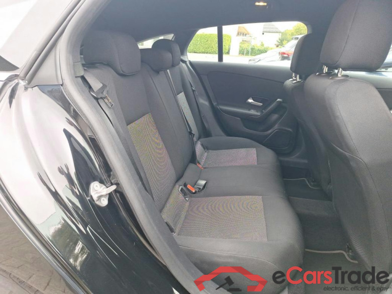 MERCEDES-BENZ CLA SHOOTING BRAKE 2.0 CLA 180 D BUSINESS SOLUTION DCT #6
