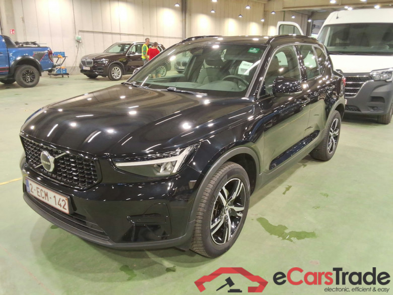 VOLVO XC40 1.5 T2 PLUS DARK DESIGN AUTO #1