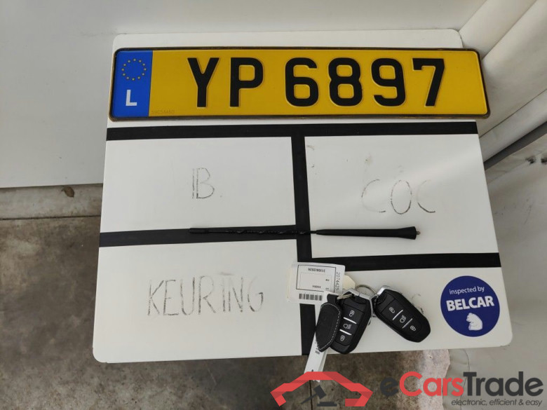 CITROEN C3 AIRCROSS DIESEL 1.5 BlueHDi 120 Shine S&S (EU6.3) 5d #4