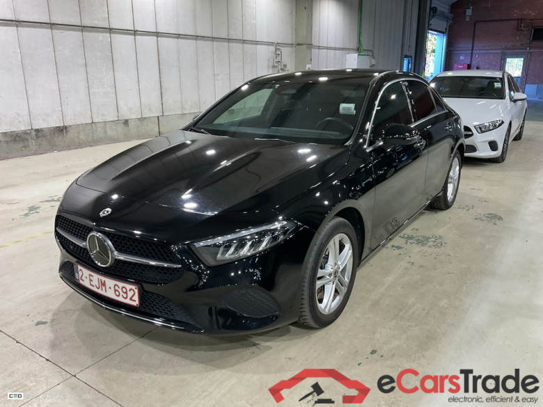 MERCEDES-BENZ A-CLASS LIMOUSINE 1.3 A 250 E PHEV LUXURY LINE DCT #1