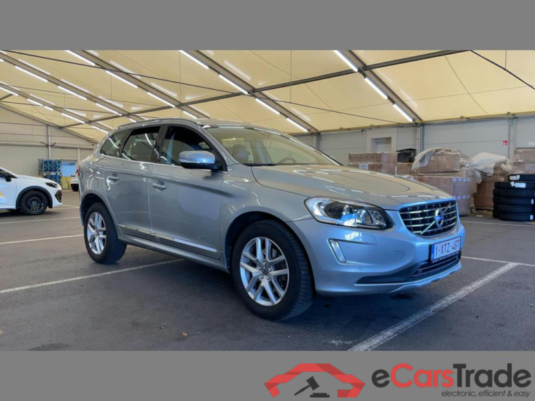 VOLVO XC60 Dsl 2.0 D3 Summum Geartronic #2