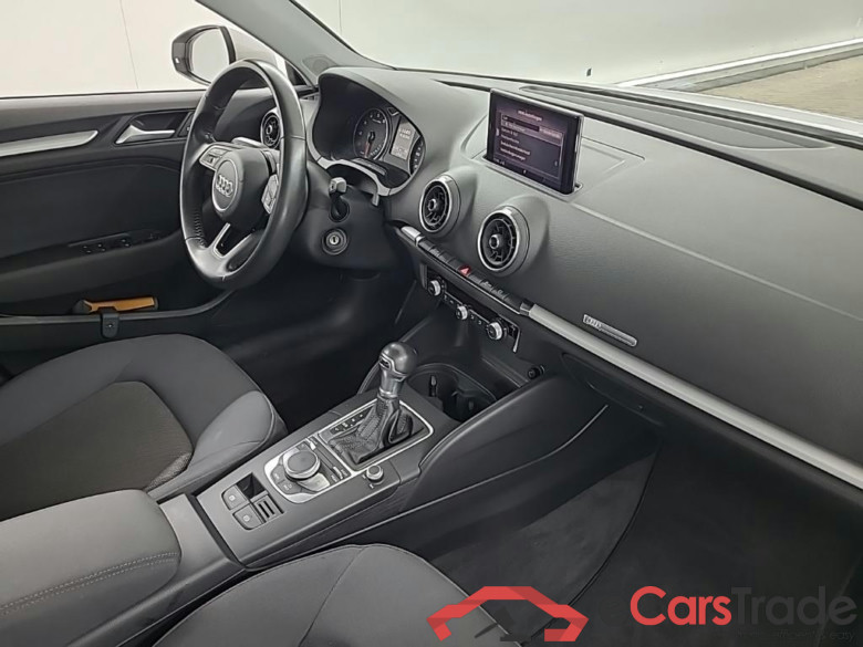 AUDI A3 Limousine 1.5 TFSI COD ultra S tronic 4D 110kW #6