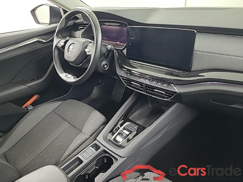 SKODA Octavia Combi 1.5 TSI Bns Ed. Plus #6