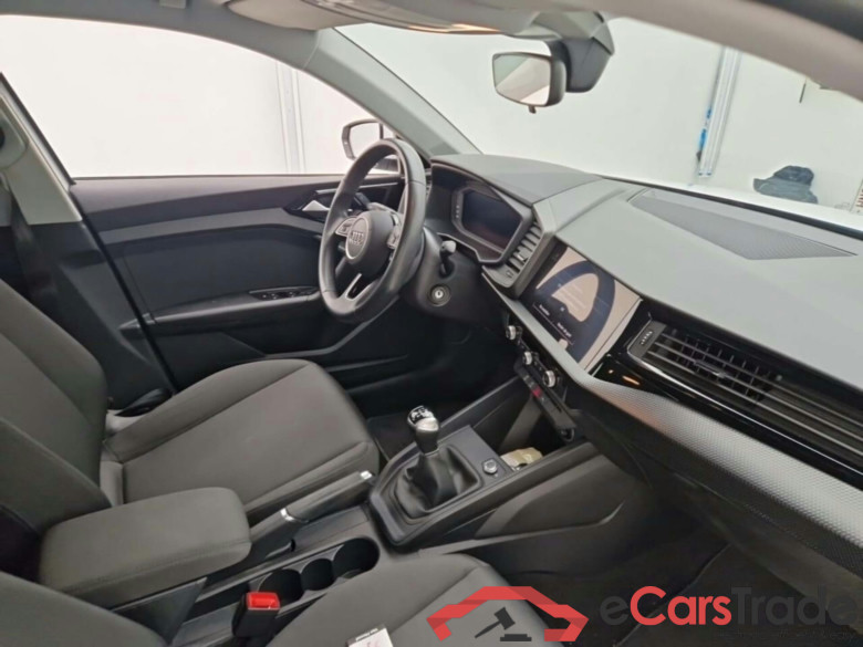 AUDI A1 SPORTBACK 25 TFSI ATTRACTION #3