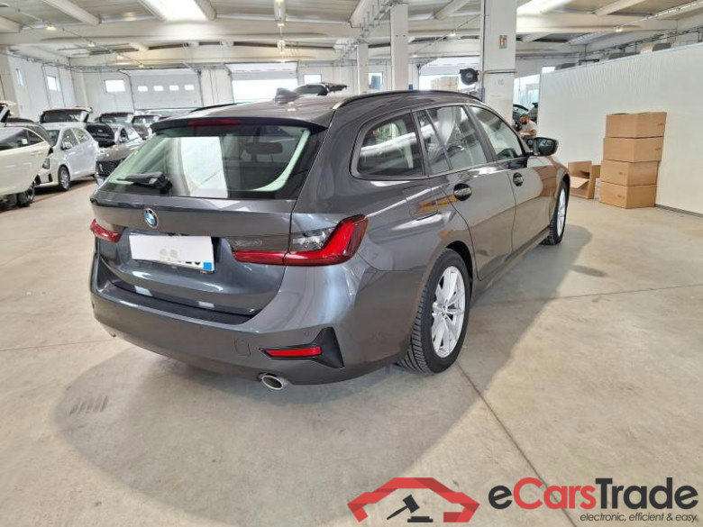 BMW SERIE 3 / 2018 / 5P / STATION WAGON 318D 48V BUSINESS ADVANTAGE TOURING AUTO #2