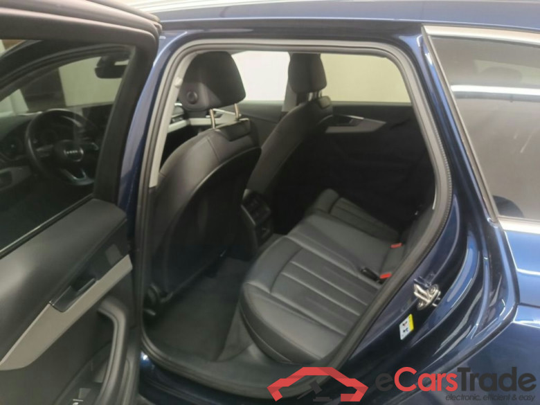Audi A4 Avant 2.0 30 TDi 100kW S tronic Attraction B.E 5d #3