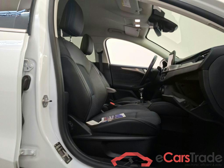 Ford Focus 1.0 EcoBo Hybrid 125pk Titan X Bus Wagon 5d #3
