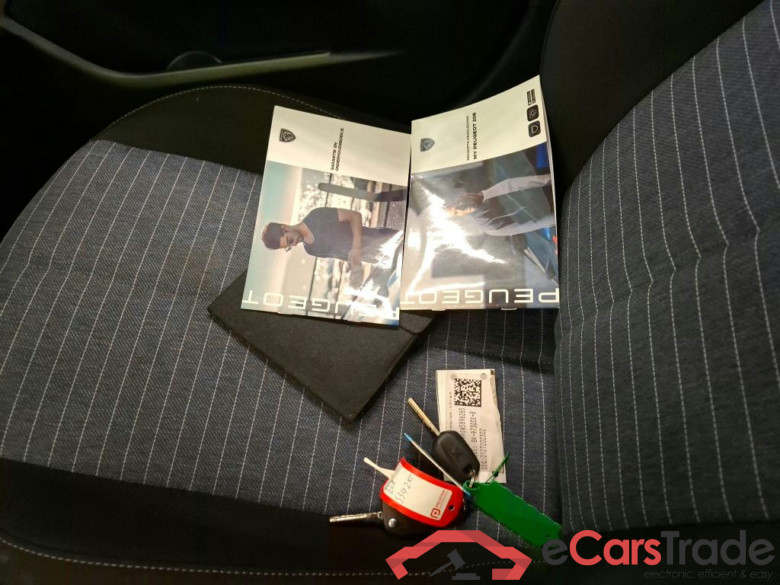 Peugeot 208 Like 1.2 PureTech 75 5d #4