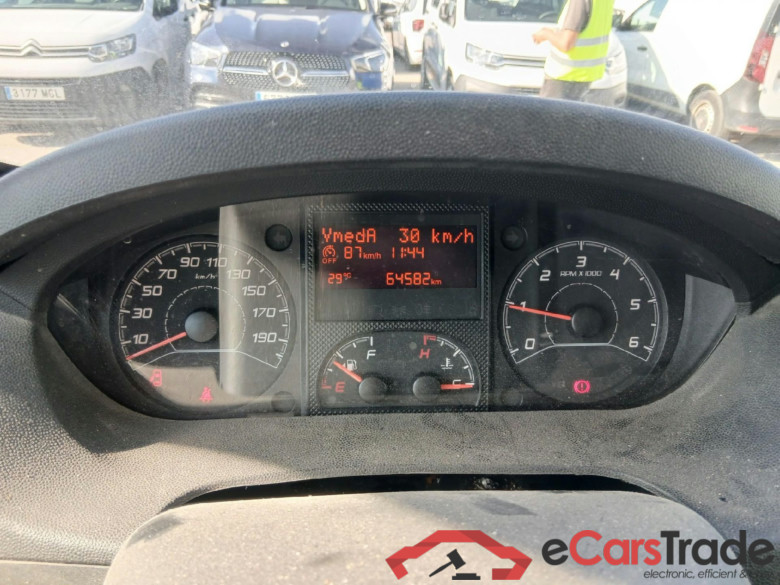 OPEL Movano / 2021 / 4P / Furgón Base L2H2 3.5T 2.2 BHDi 103kW #5