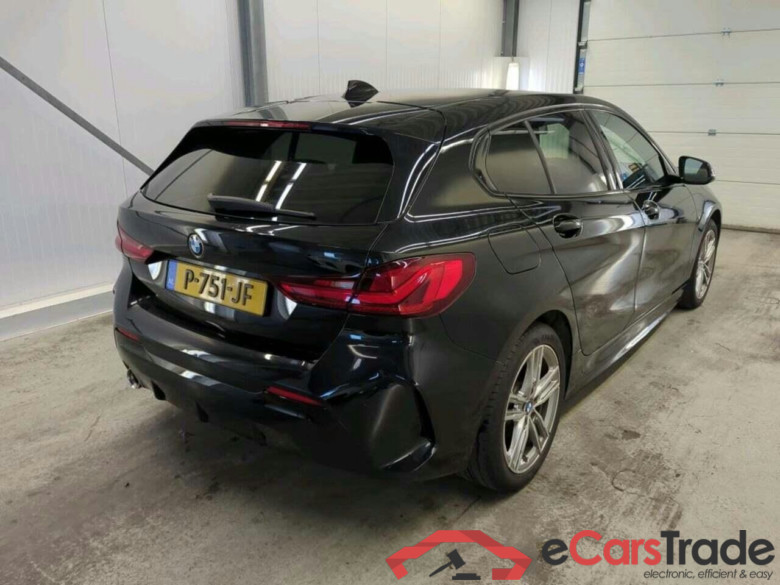 BMW 1-serie 118i Bns Edition #2
