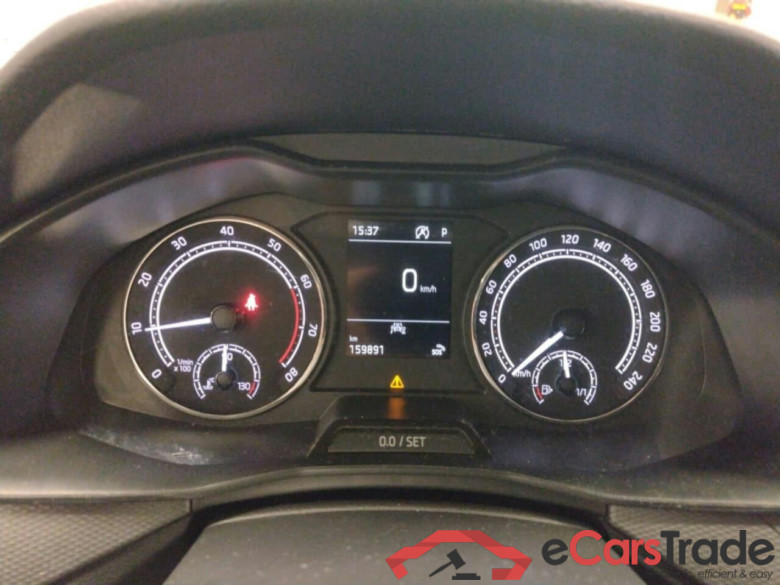 SKODA Kamiq 1.0 TSI Ambition DSG #6