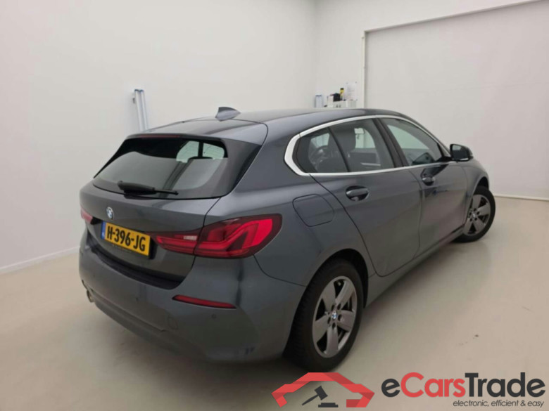 BMW 1-serie 118i Executive Ed. #2