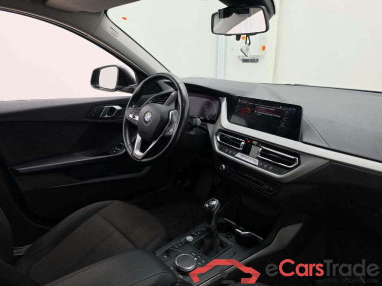 BMW 1-serie 118i Executive Ed. #3