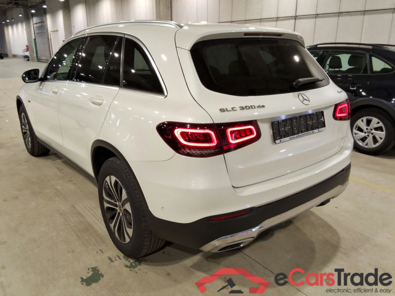 MERCEDES-BENZ GLC 2.0 GLC 300 DE 4MATIC 4WD AUTO #2